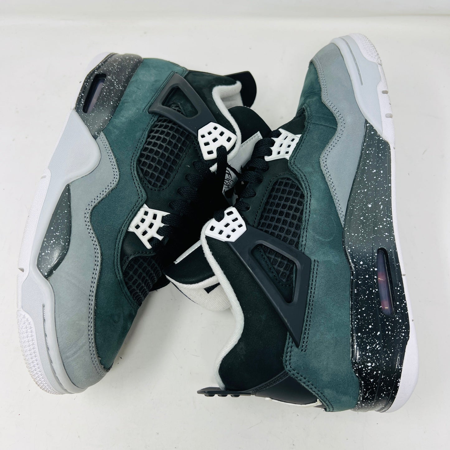 Jordan 4 Retro Fear (2024)